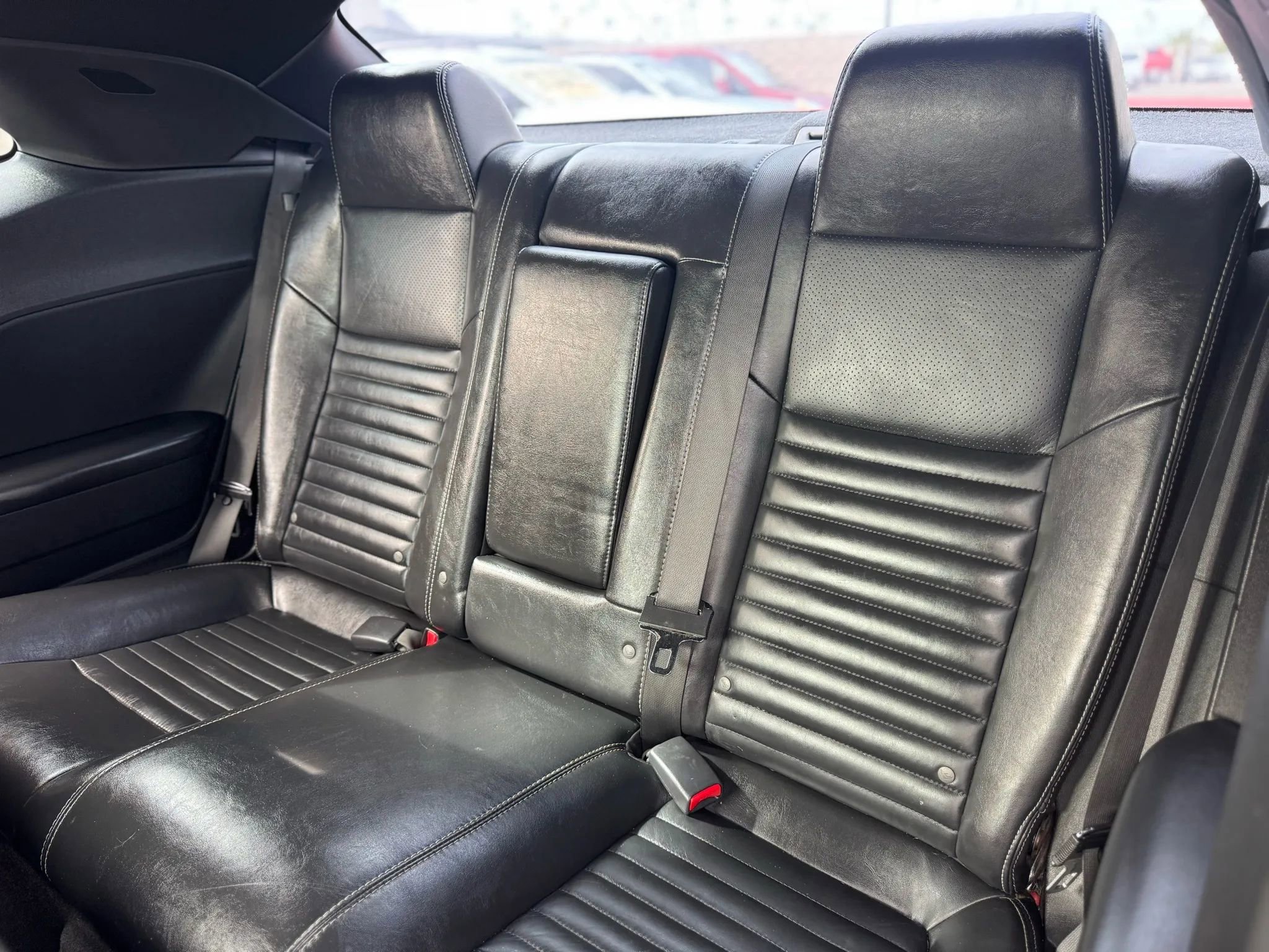 Used 2010 Dodge Challenger R/T image 32