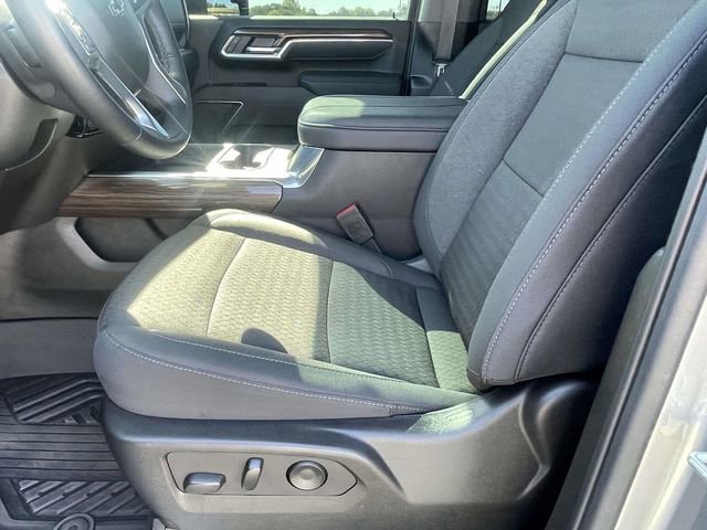 Used 2025 Chevrolet Silverado 2500 LT w/ Trail Boss Package image 14