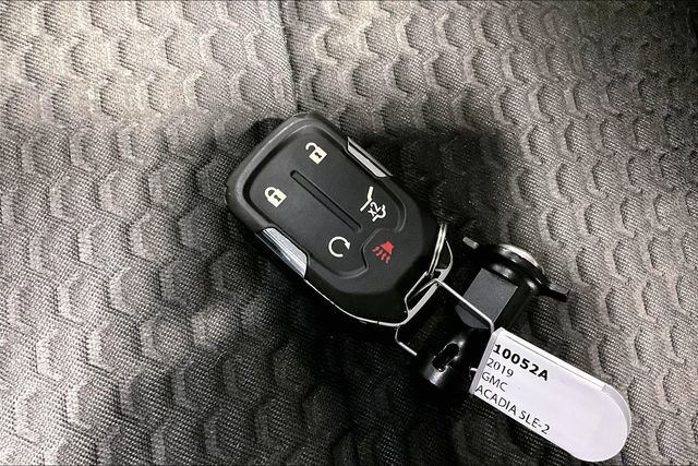 Used 2019 GMC Acadia SLE w/ Driver Alert Package I image 33