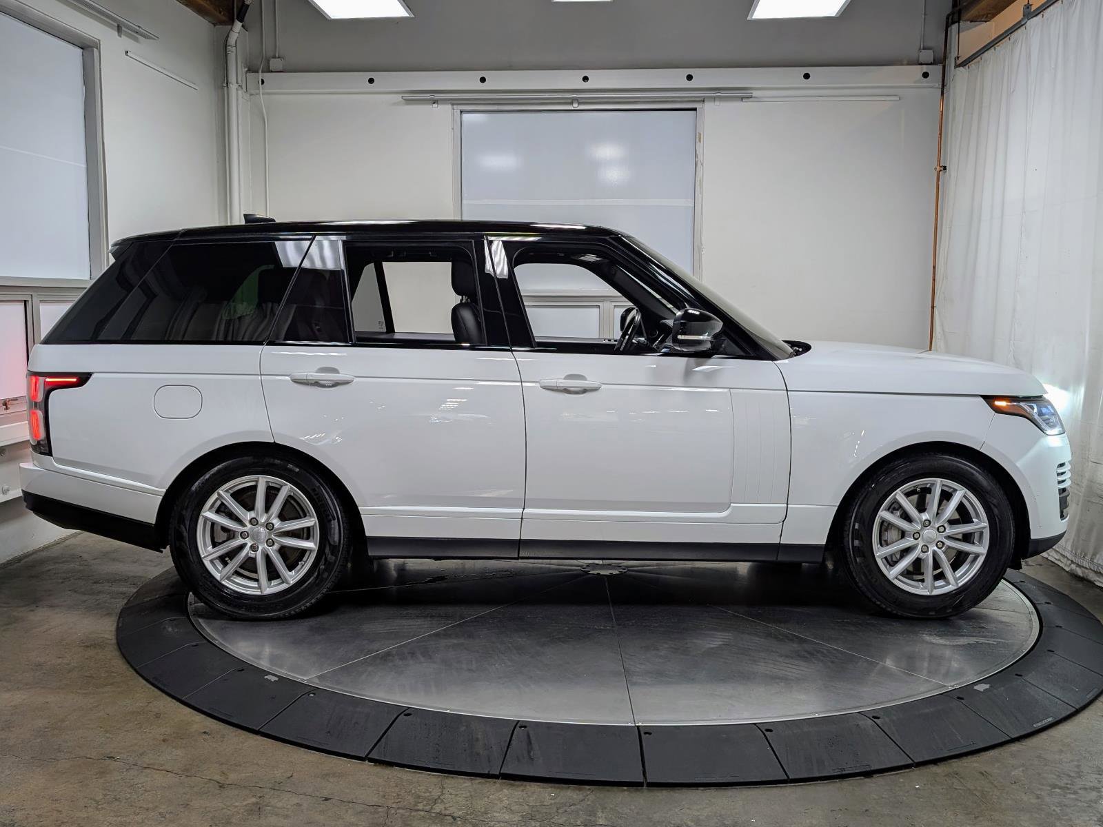 Used 2019 Land Rover Range Rover AWD/4WD image 10