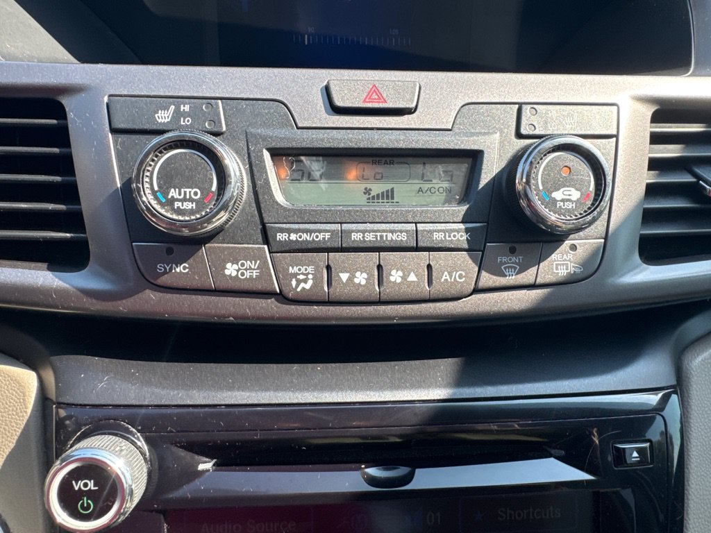 Used 2015 Honda Odyssey EX-L image 15
