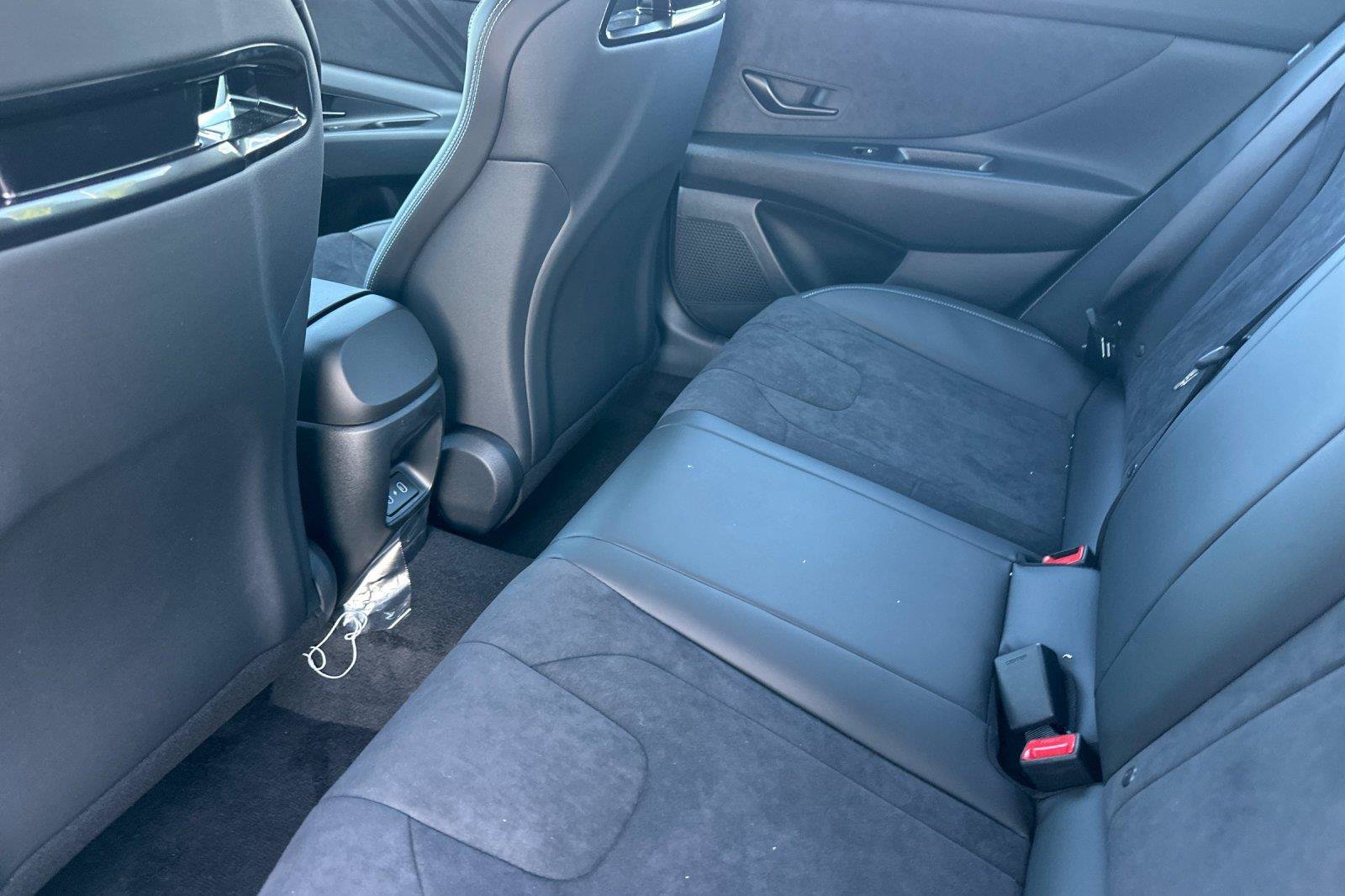 New 2026 Hyundai Elantra N FWD image 11