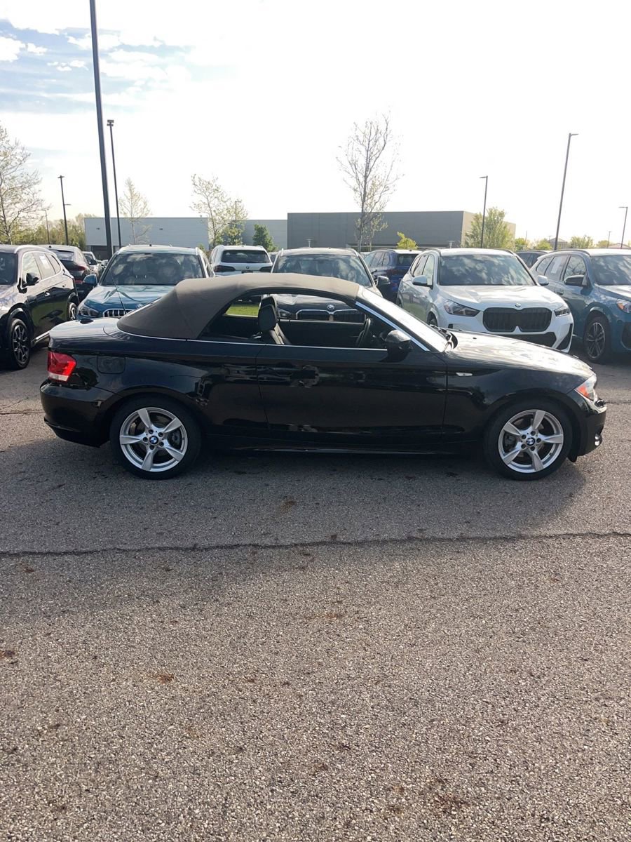 Used 2012 BMW 128i Convertible image 7