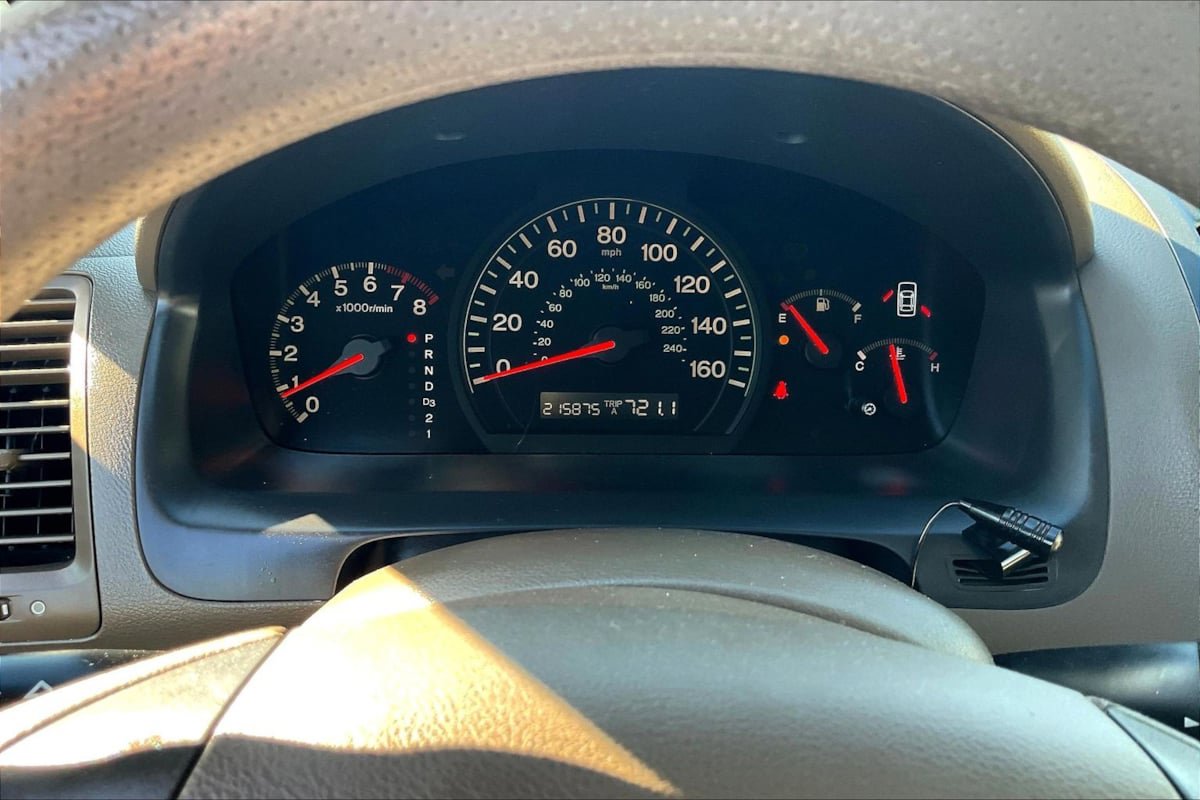 Used 2004 Honda Accord LX image 13