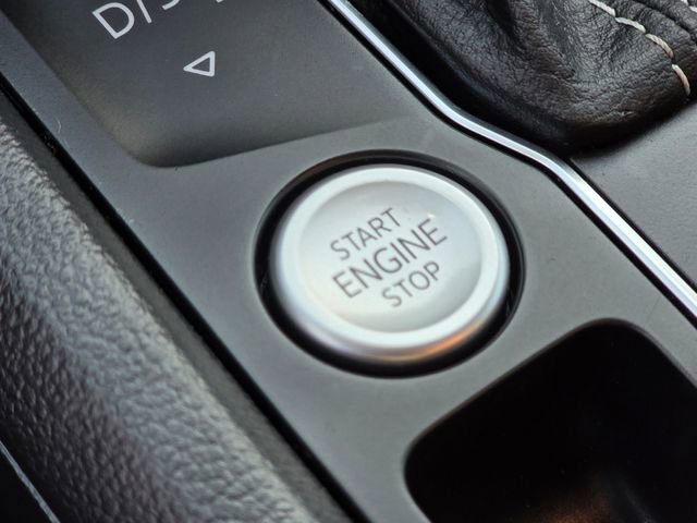 Used 2023 Volkswagen Atlas SE image 38