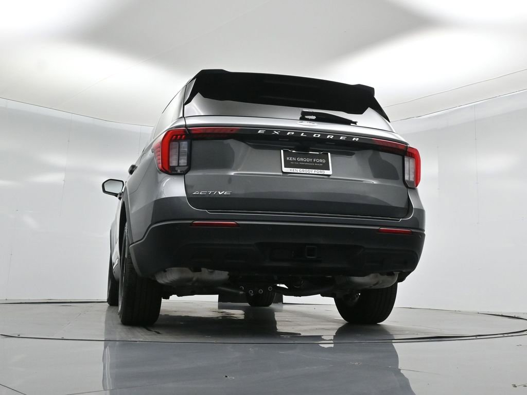 Certified 2025 Ford Explorer Active image 50