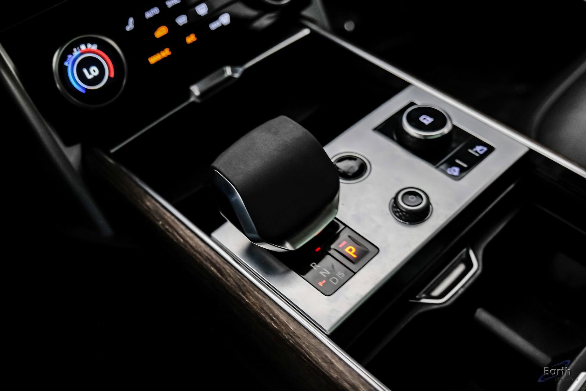 Used 2023 Land Rover Range Rover SE image 53