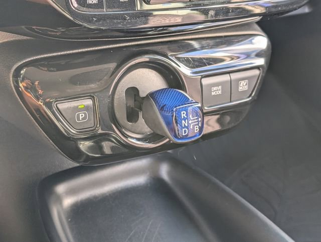 Used 2017 Toyota Prius Four image 26