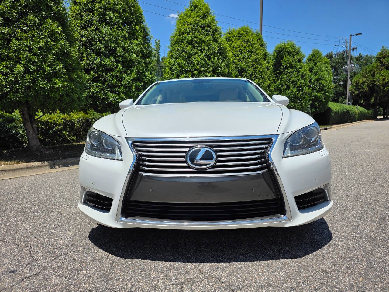 Used 2014 Lexus LS 460 w/ Comfort Package RWD image 8