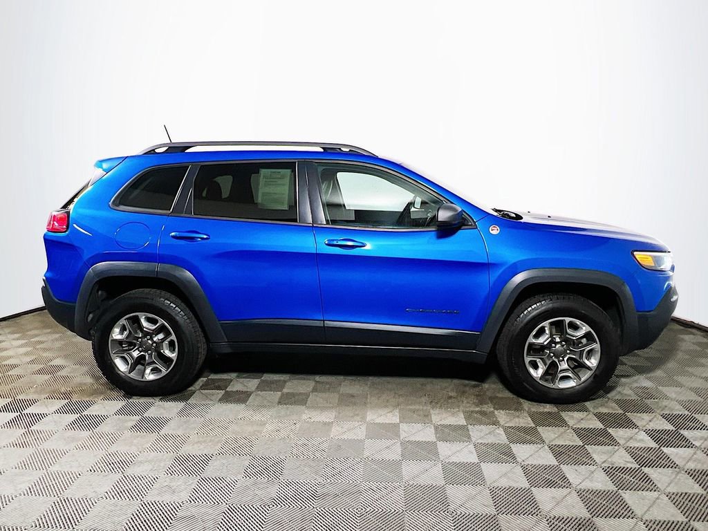 Used 2019 Jeep Cherokee Trailhawk image 8