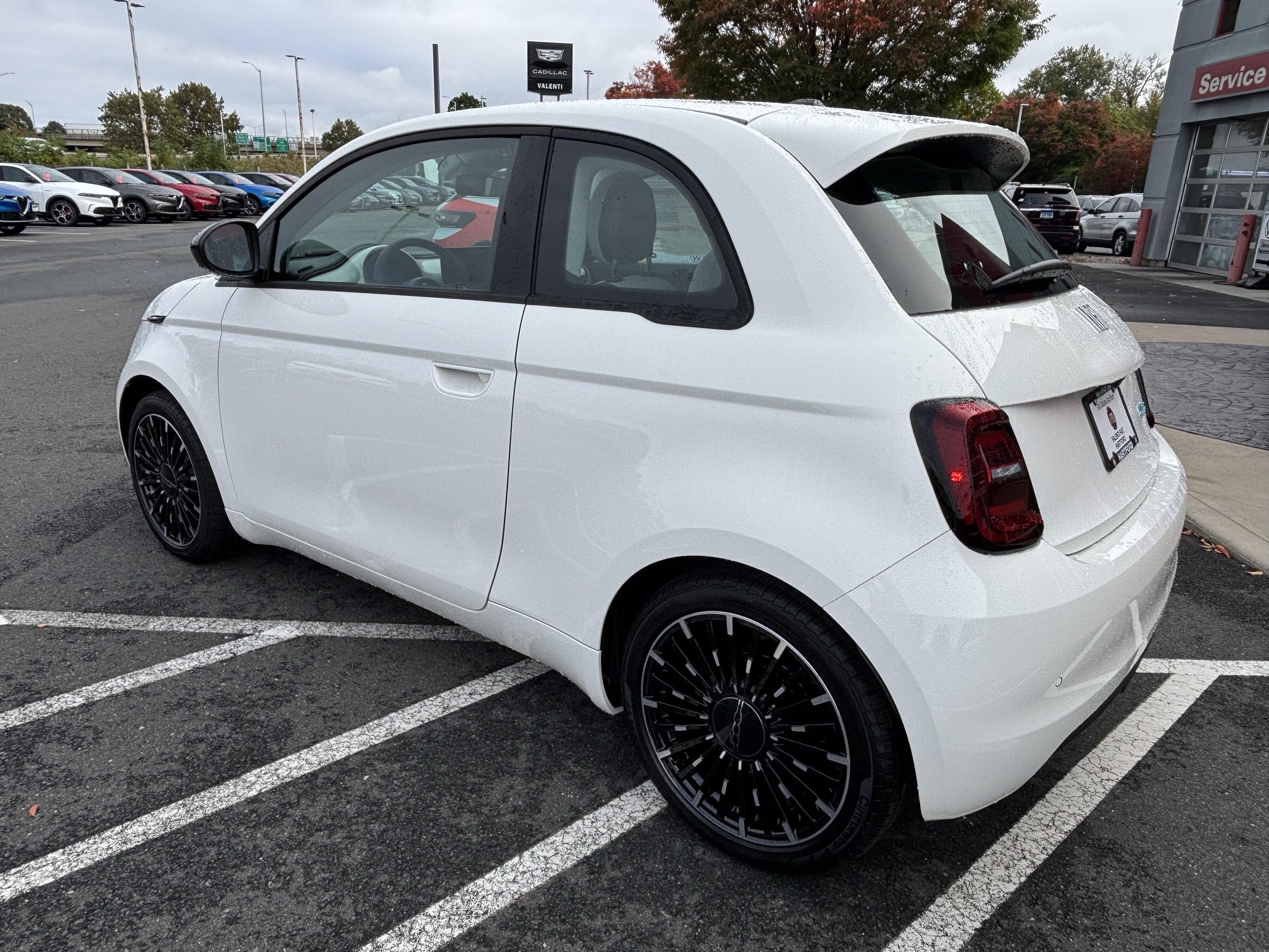 New 2026 FIAT 500 e w/ Comfort Group FWD image 5