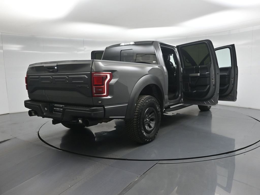 Used 2018 Ford F150 Raptor w/ Equipment Group 802A Luxury image 6