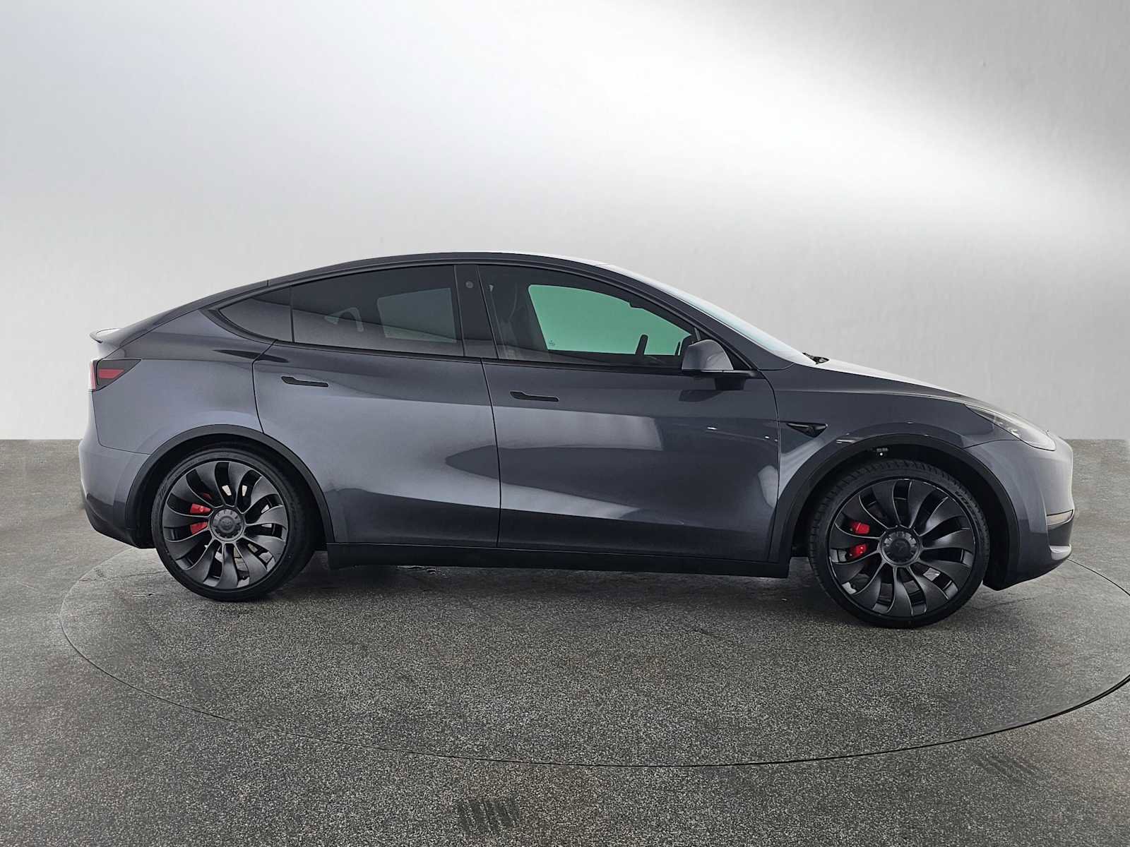 Used 2023 Tesla Model Y Performance AWD/4WD image 2