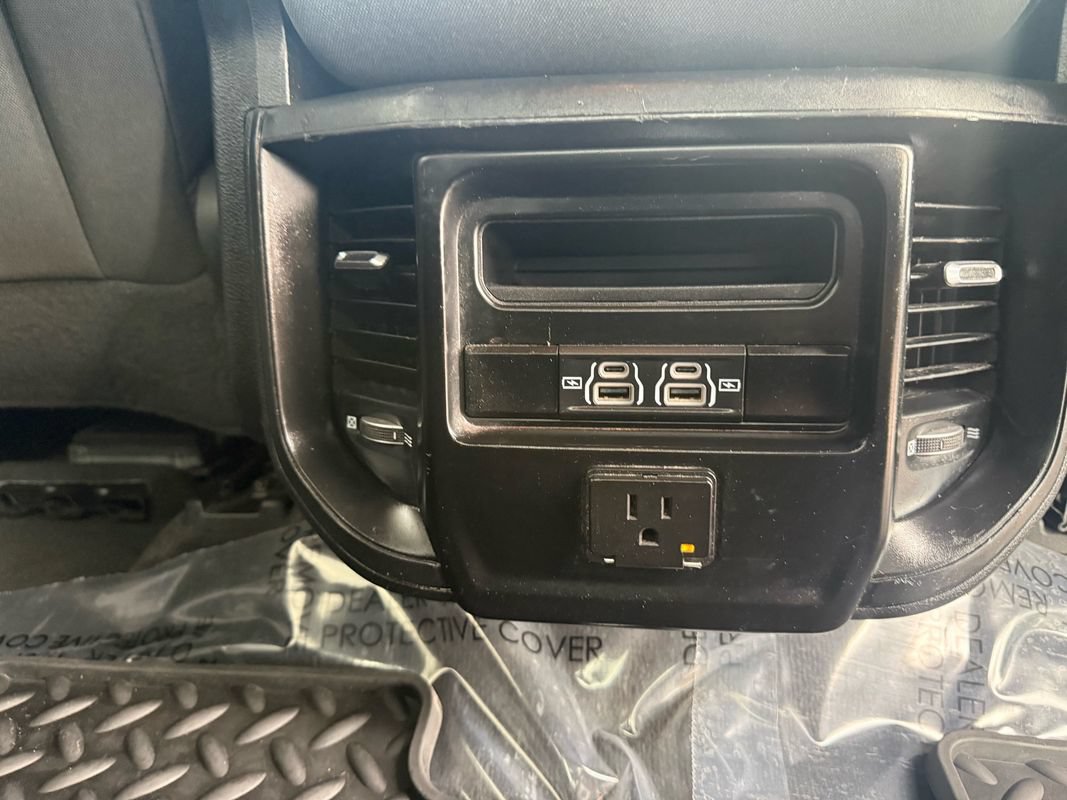 Used 2022 RAM 1500 Big Horn AWD/4WD image 27