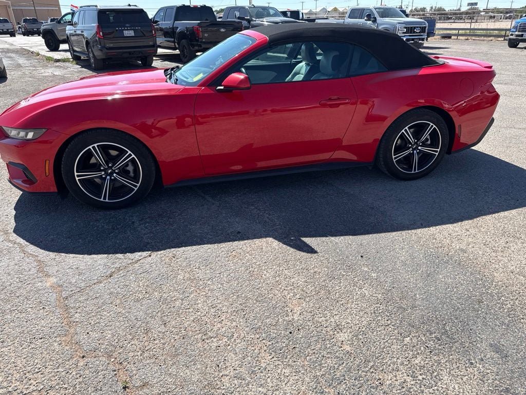 Used 2024 Ford Mustang Premium RWD image 3