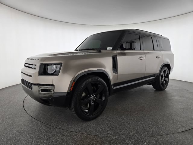 Used 2023 Land Rover Defender 130 X-Dynamic SE AWD/4WD image 27