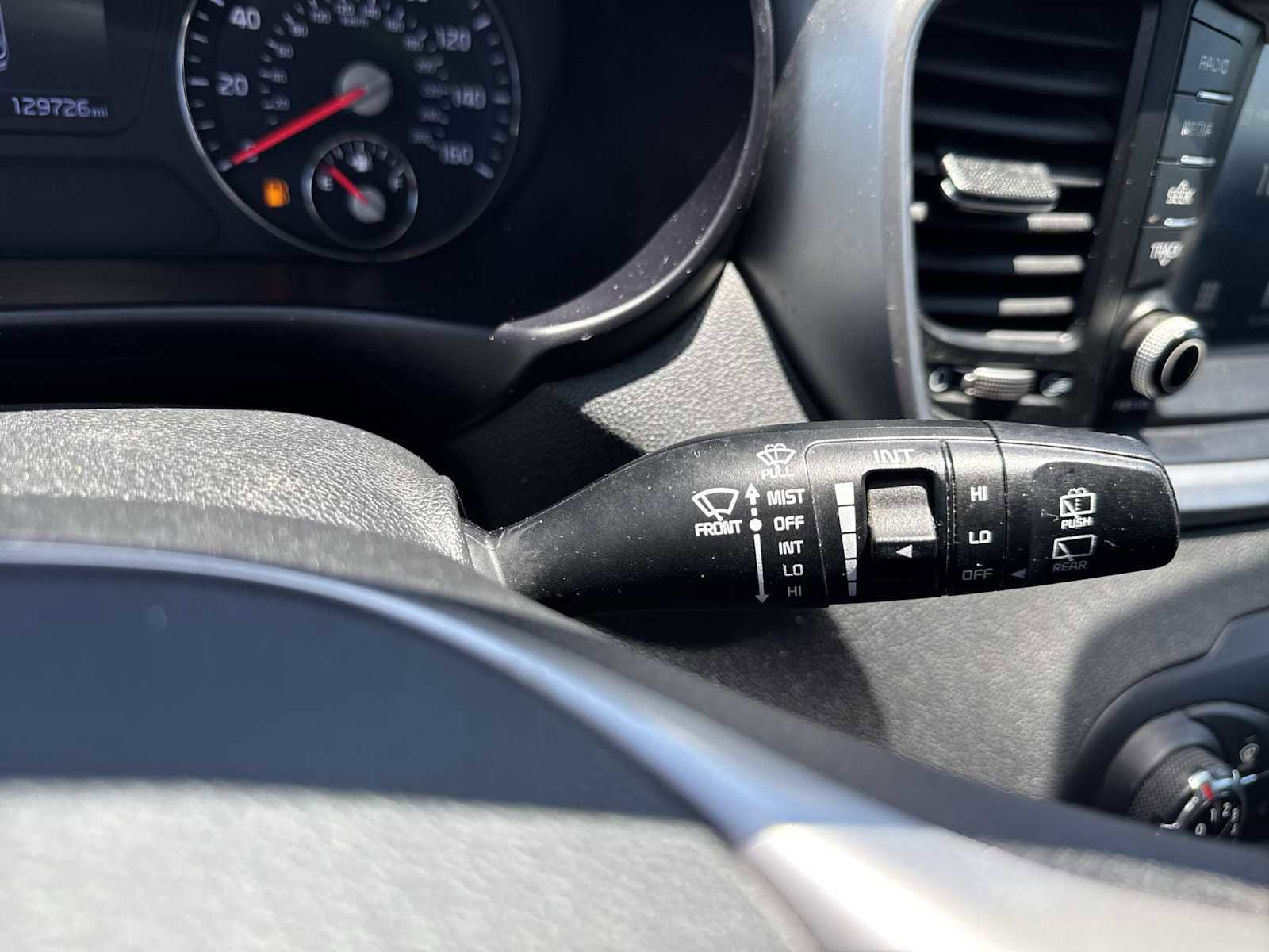 Used 2020 Kia Sorento LX FWD image 22
