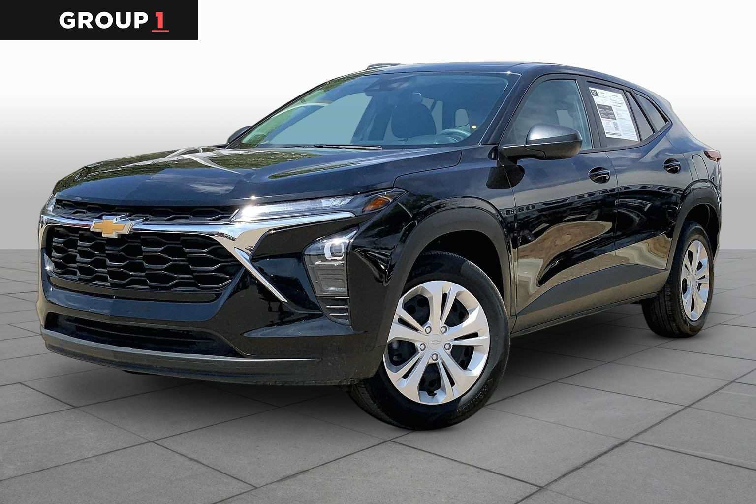 Used 2025 Chevrolet Trax LS