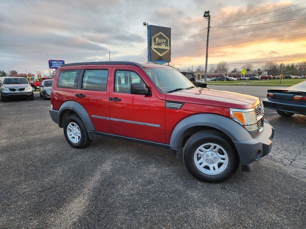 Used 2008 Dodge Nitro SXT image 5