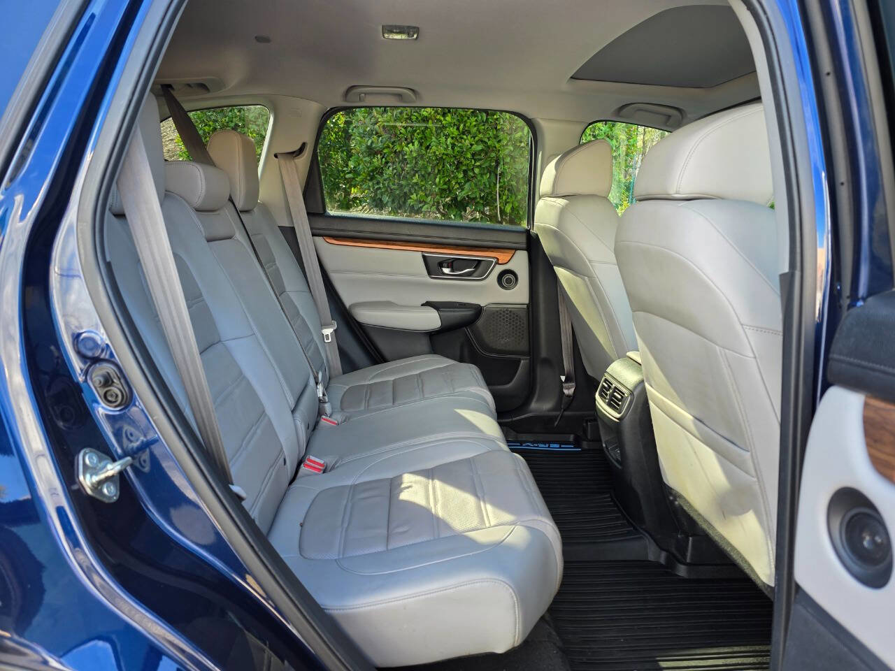 Used 2017 Honda CR-V Touring image 34