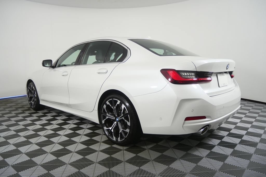 Certified 2026 BMW 330i Sedan RWD image 6