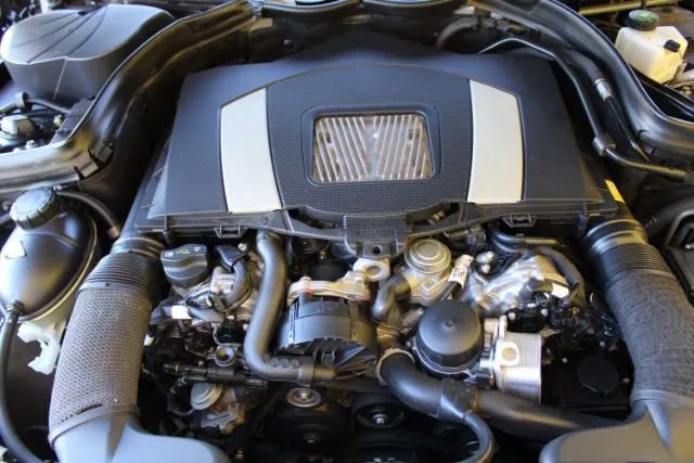 Used 2008 Mercedes-Benz C 300 Sedan image 18