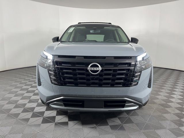 New 2026 Nissan Pathfinder Platinum image 4