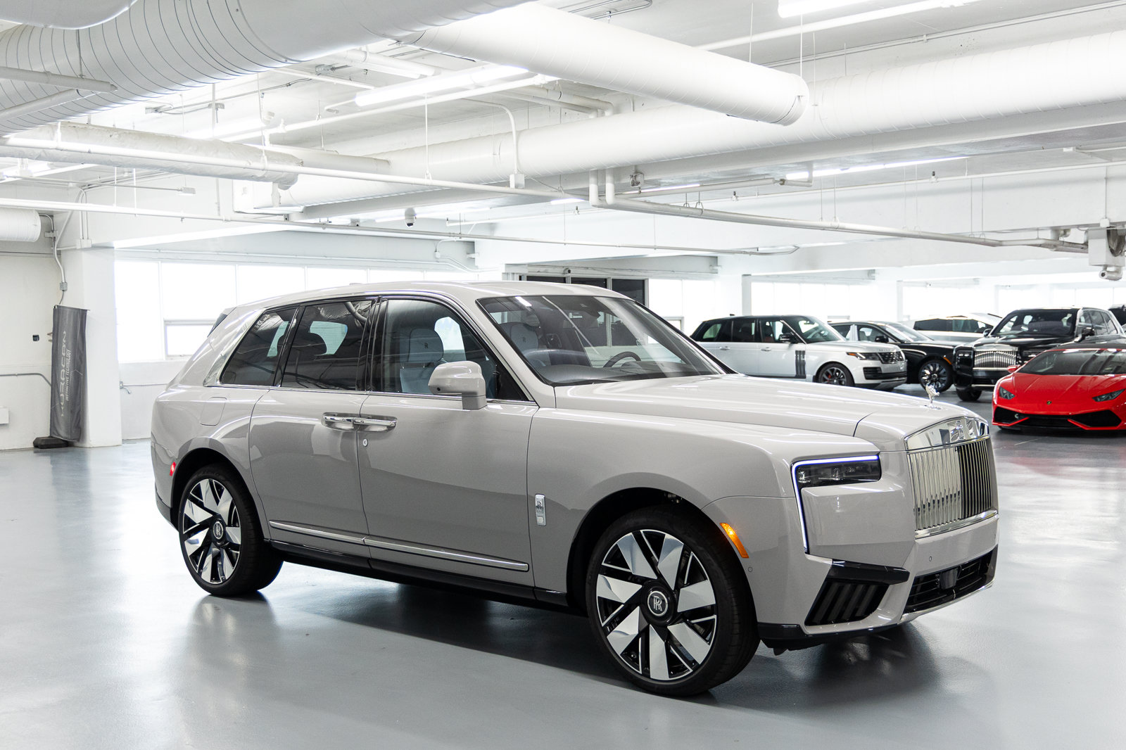 New 2027 Rolls-Royce Cullinan AWD/4WD image 8