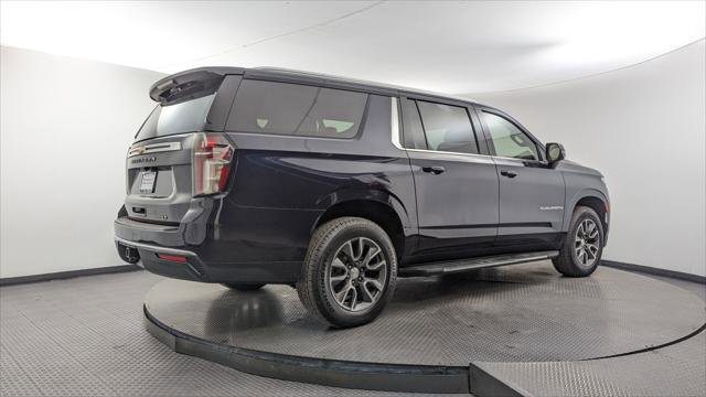 Used 2021 Chevrolet Suburban LT w/ LT Signature Package image 8