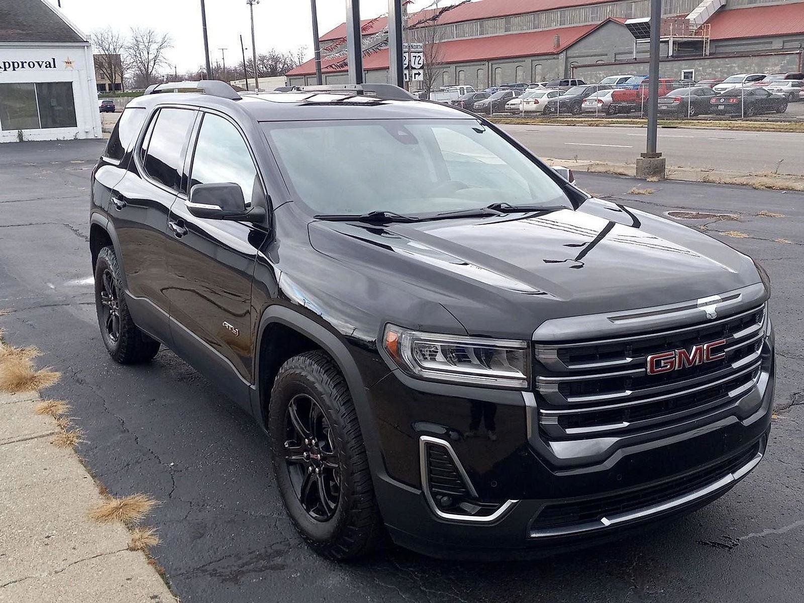 Used 2023 GMC Acadia AT4