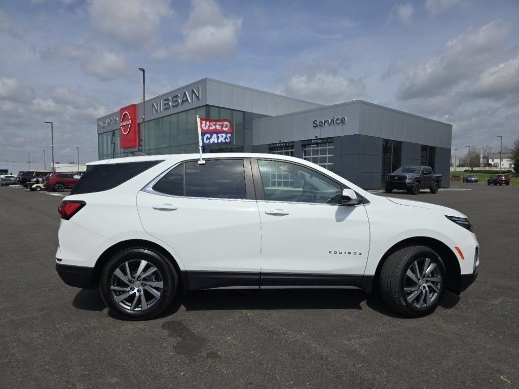 Used 2024 Chevrolet Equinox LT w/ LPO, Floor Liner Package AWD/4WD image 14