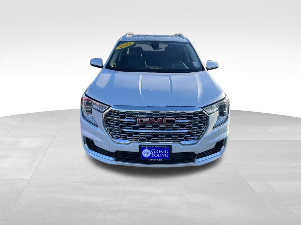 Used 2022 GMC Terrain Denali w/ Denali Premium Package image 10