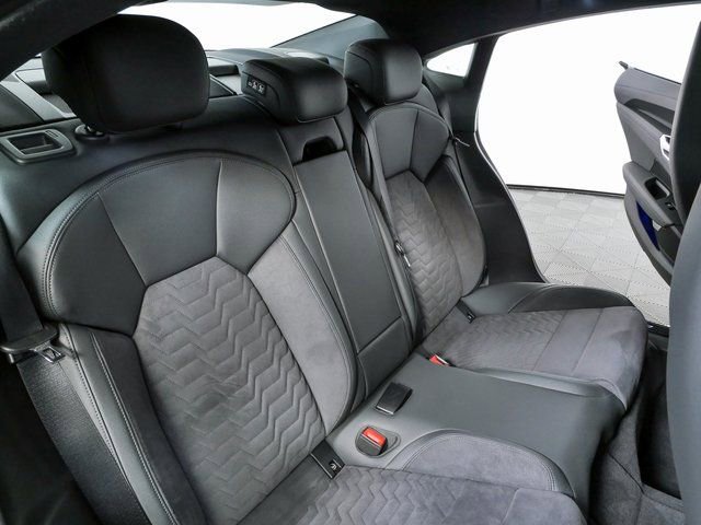 Used 2023 Audi e-tron GT Prestige w/ Prestige Package image 23