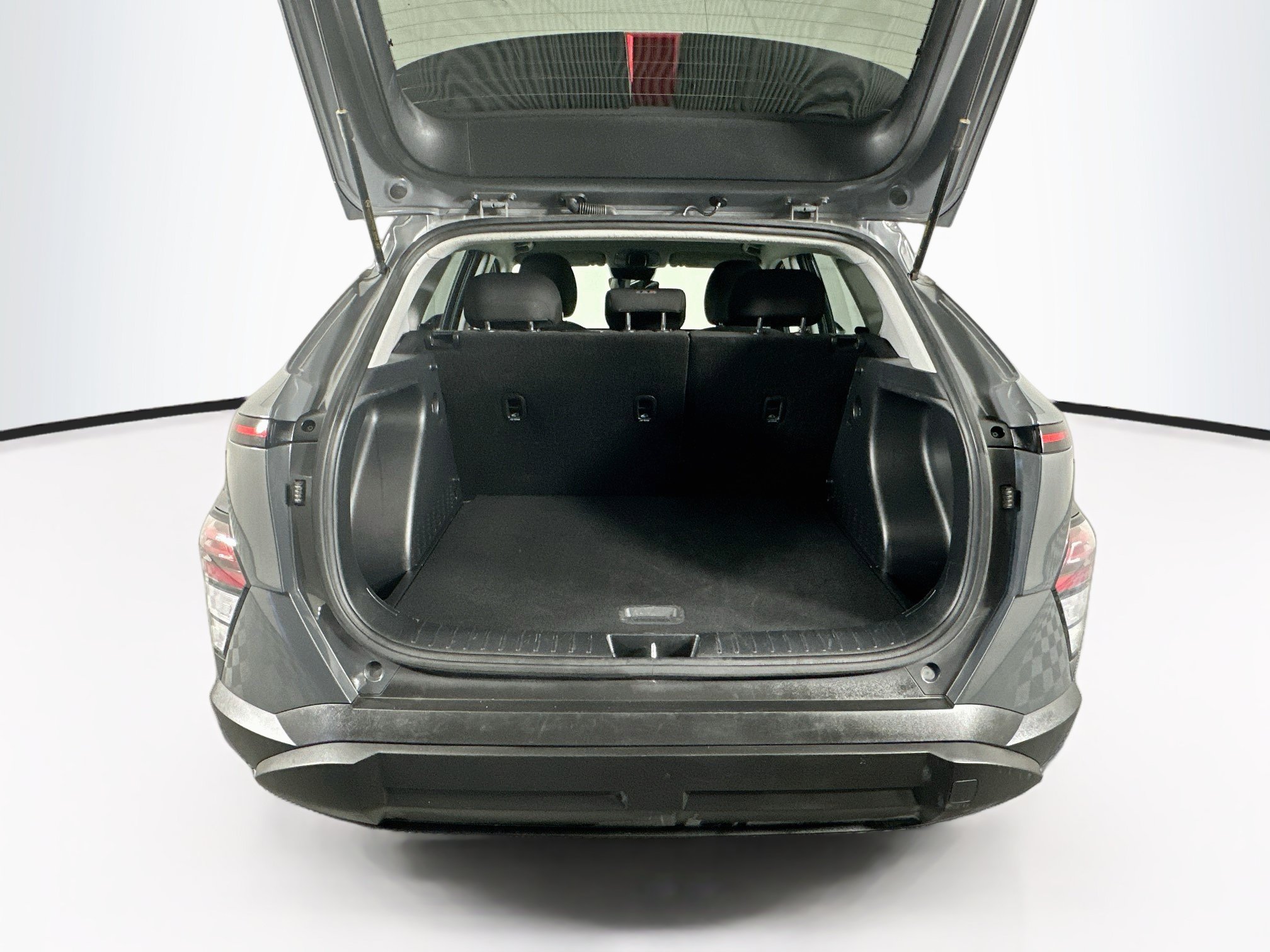 Used 2025 Hyundai Kona SEL FWD image 29