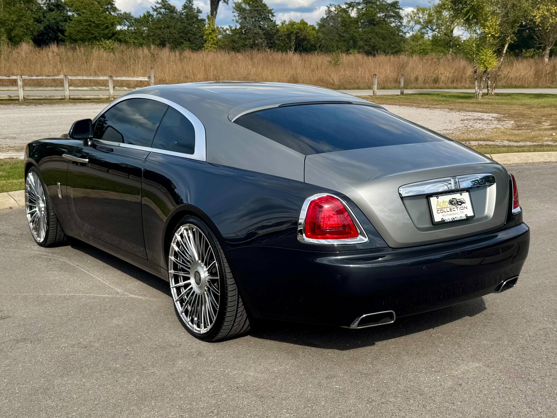 Used 2016 Rolls-Royce Wraith RWD image 4