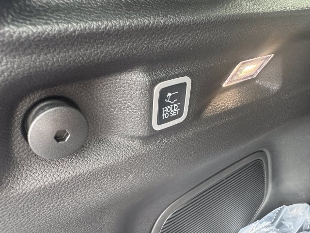 New 2027 Jeep Grand Cherokee L Limited AWD/4WD image 19