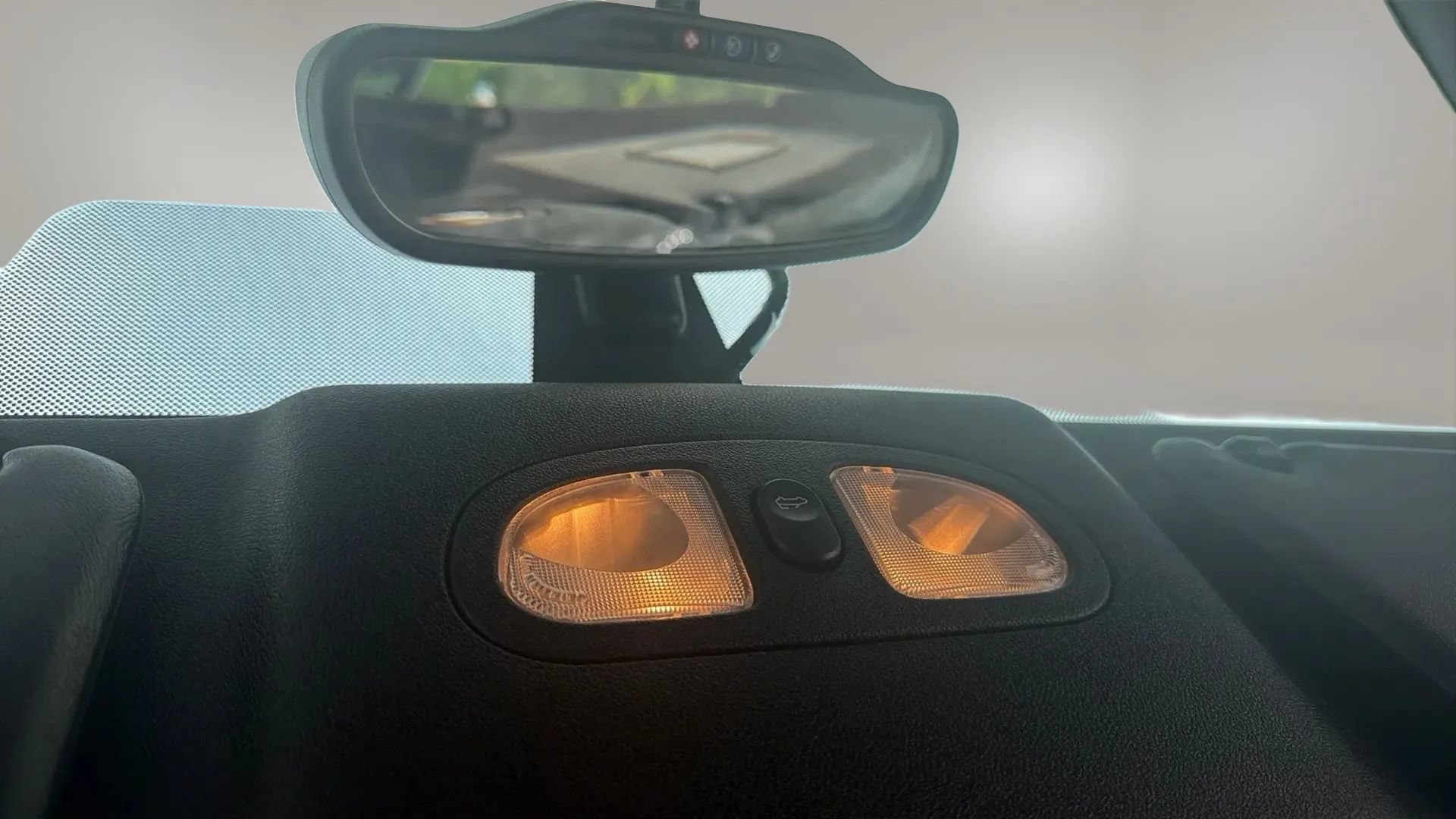 Used 2008 Pontiac G6 GT FWD image 31