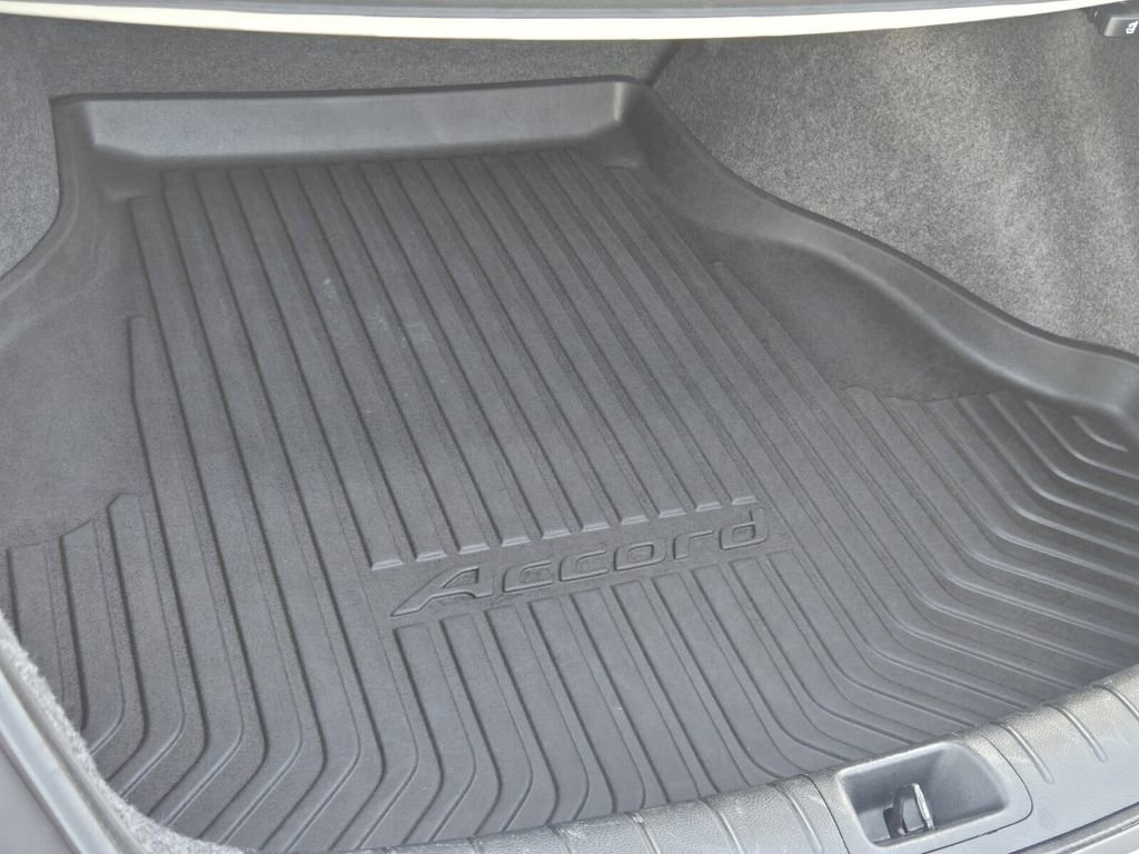 Used 2016 Honda Accord EX-L image 13