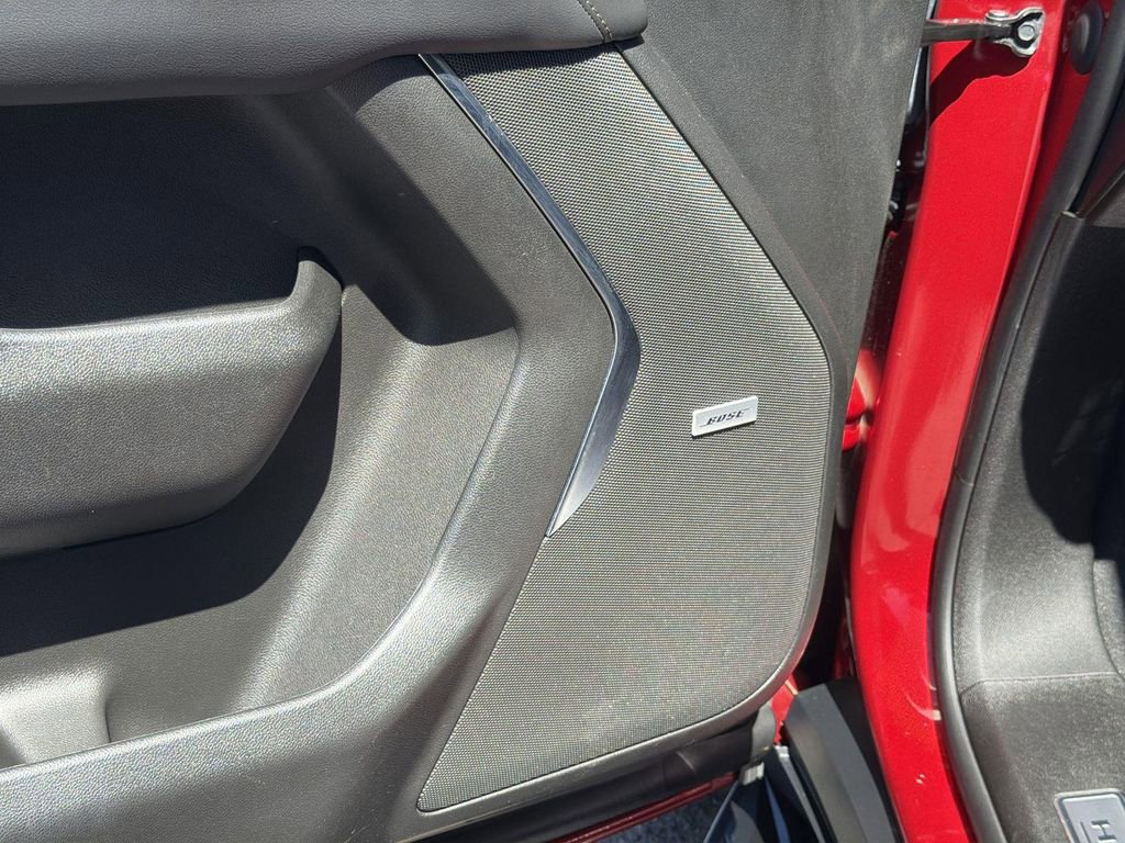 Used 2023 Chevrolet Suburban High Country image 20