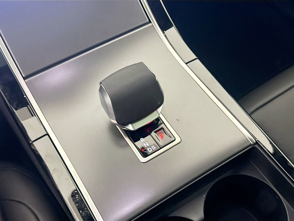 New 2026 Land Rover Range Rover Velar S image 15