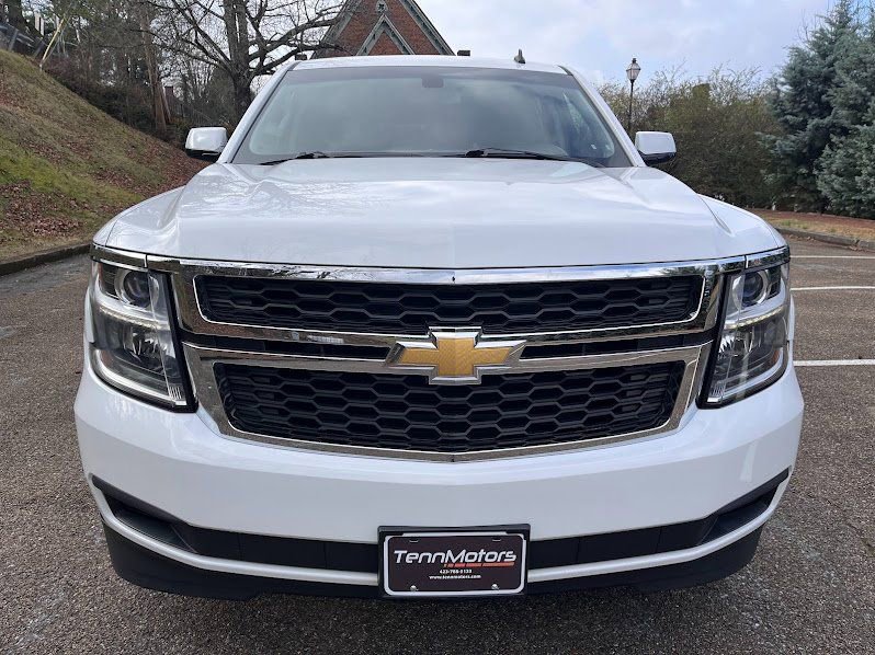 Used 2015 Chevrolet Suburban LS image 31
