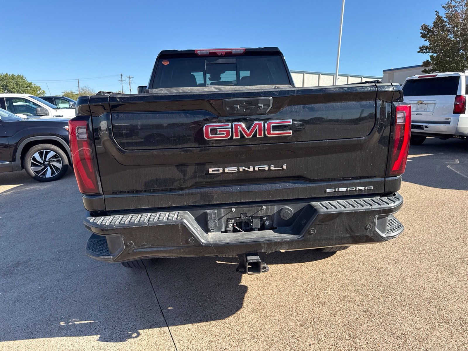 Used 2025 GMC Sierra 2500 Denali w/ Denali Reserve Package AWD/4WD image 6