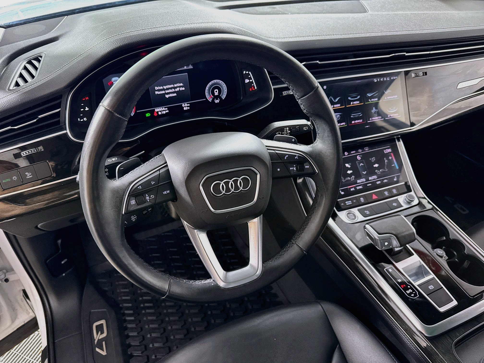 Used 2023 Audi Q7 3.0T Premium Plus w/ Premium Plus Package AWD/4WD image 23