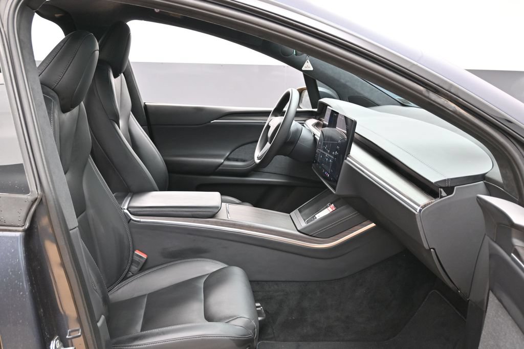 Used 2024 Tesla Model X AWD/4WD image 39