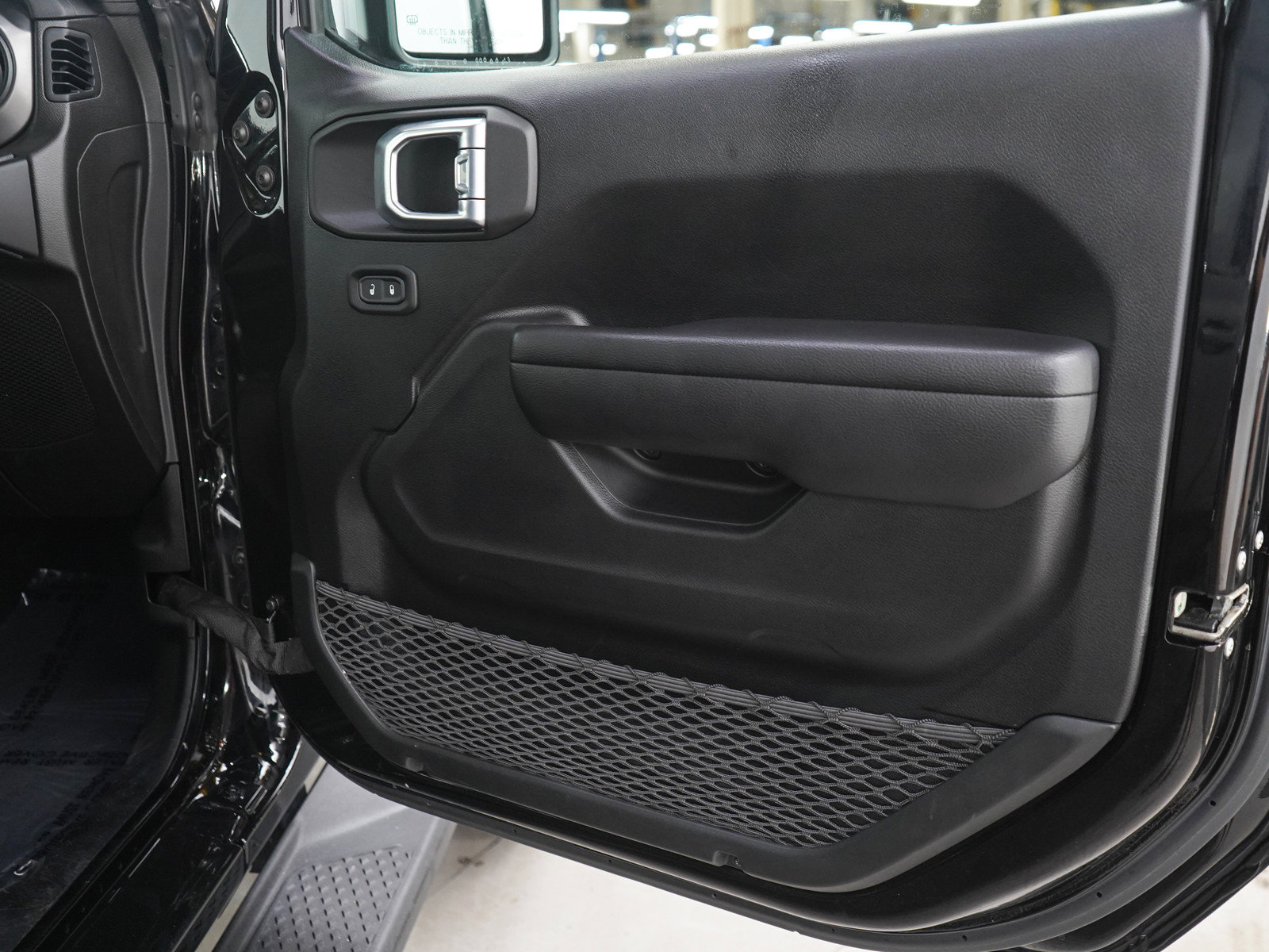 Used 2021 Jeep Gladiator Sport AWD/4WD image 9