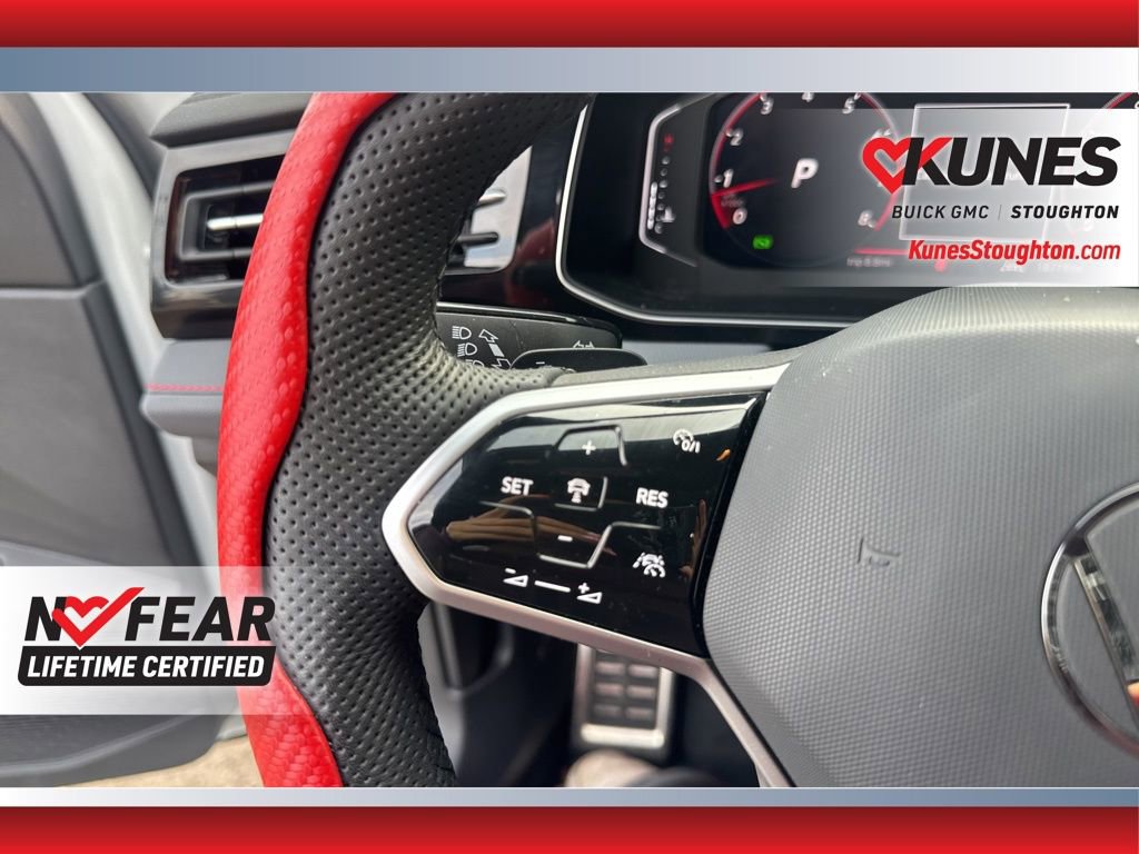 Used 2025 Volkswagen Jetta GLI Autobahn FWD image 26