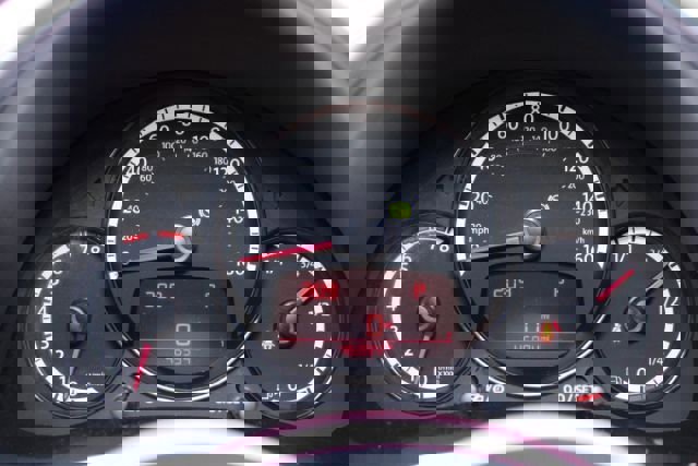 Used 2013 Volkswagen Beetle 2.5 image 19