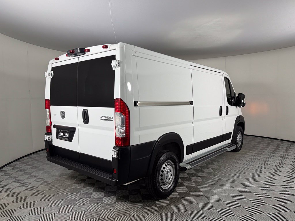 Used 2025 RAM ProMaster 2500 w/ U-Haul Equipment Group FWD image 5