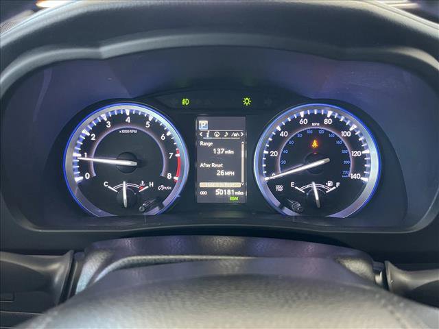 Used 2019 Toyota Highlander Limited FWD image 16