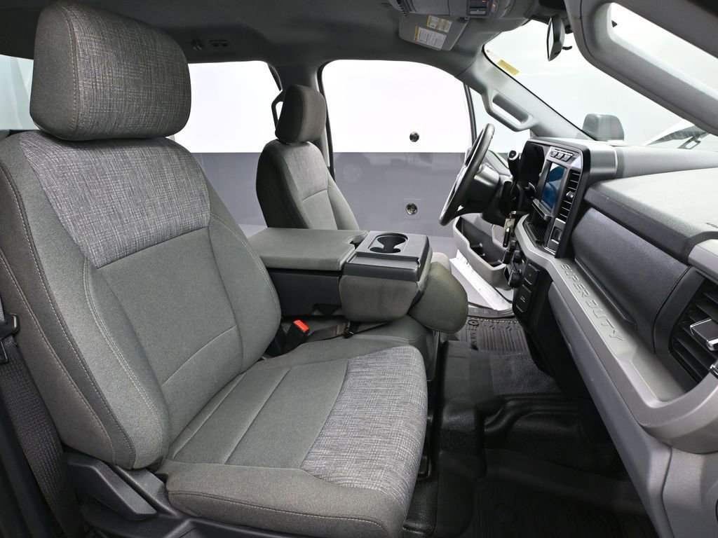 Used 2024 Ford F350 XLT w/ FX4 Off-Road Package image 44